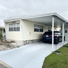 Mobile Home for Sale: 1 Bed 1 Bath 1972 Roya