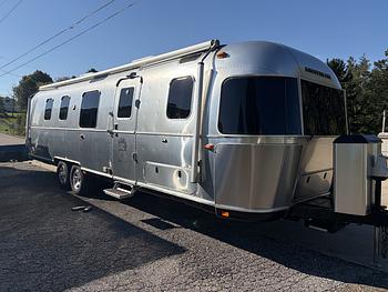Thumbnail of RV