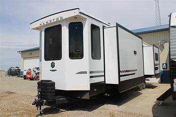 Thumbnail of RV