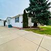 Mobile Home for Sale: 4 Bed 2 Bath 1998 Skyline