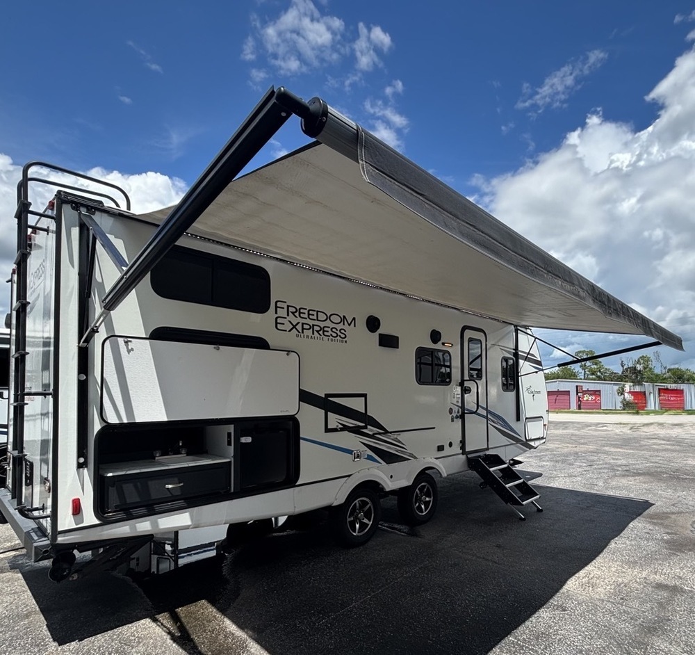 Photo of Rv