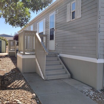 Thumbnail of mobile home