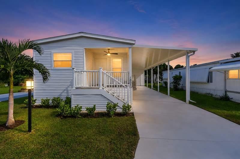 Photo of Mobile Home