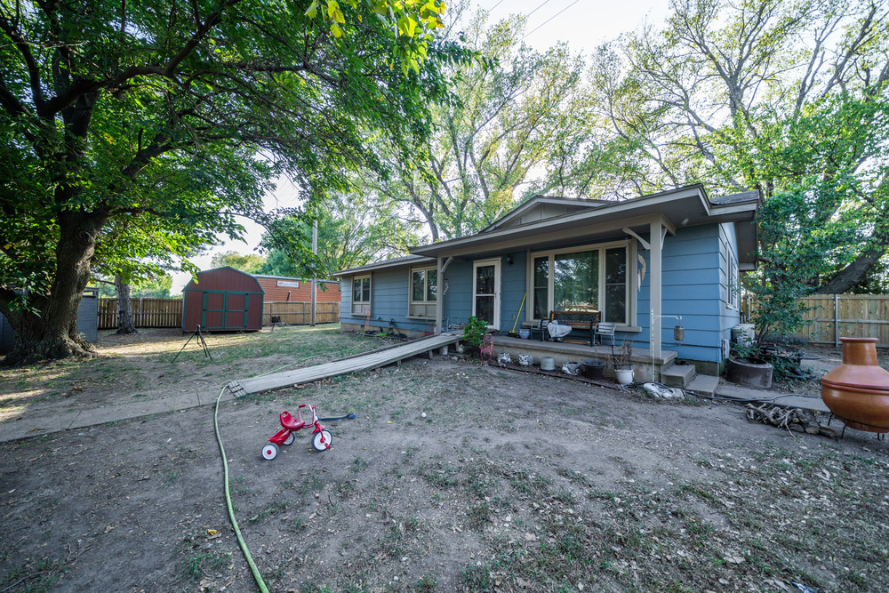 Owners/managers house.