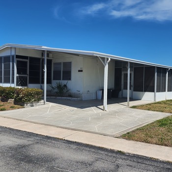 Thumbnail of mobile home