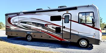 Thumbnail of RV