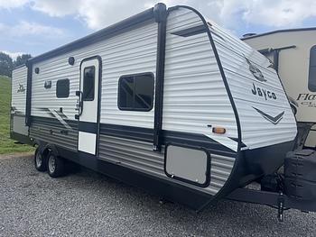 Thumbnail of RV