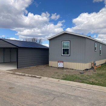 Thumbnail of mobile home