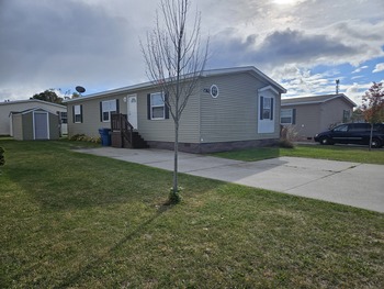 Thumbnail of mobile home