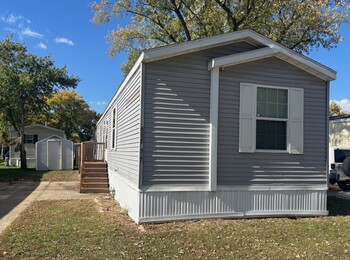 Thumbnail of mobile home