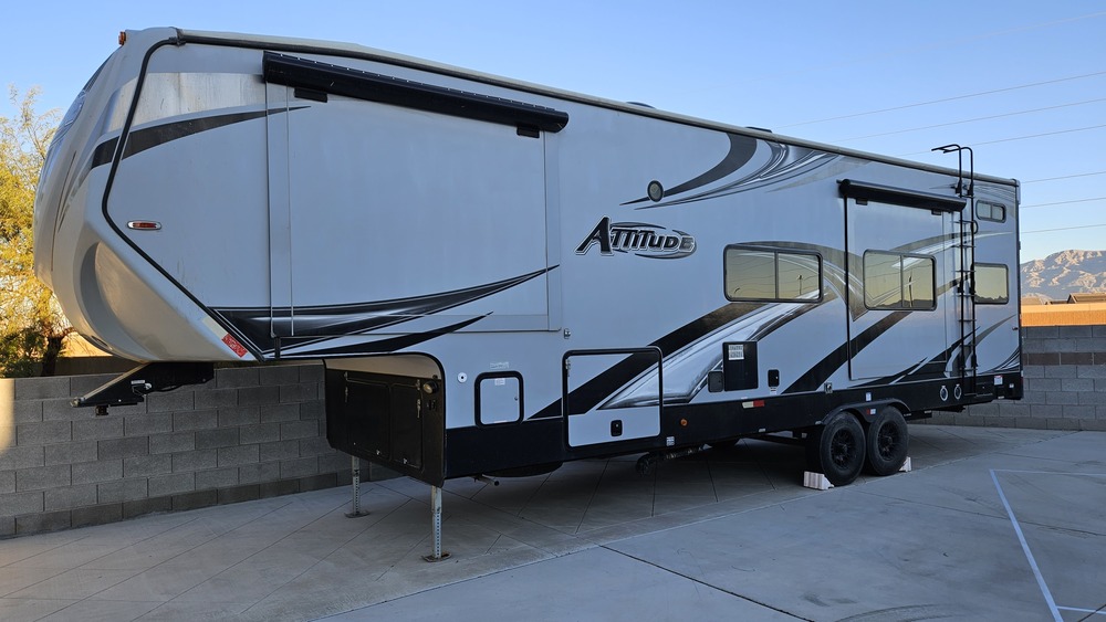 Photo of Rv