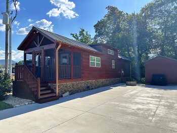 Thumbnail of RV lot