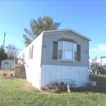 Thumbnail of mobile home