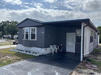 Thumbnail of mobile home
