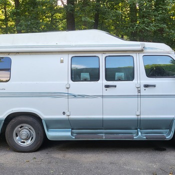 Thumbnail of RV