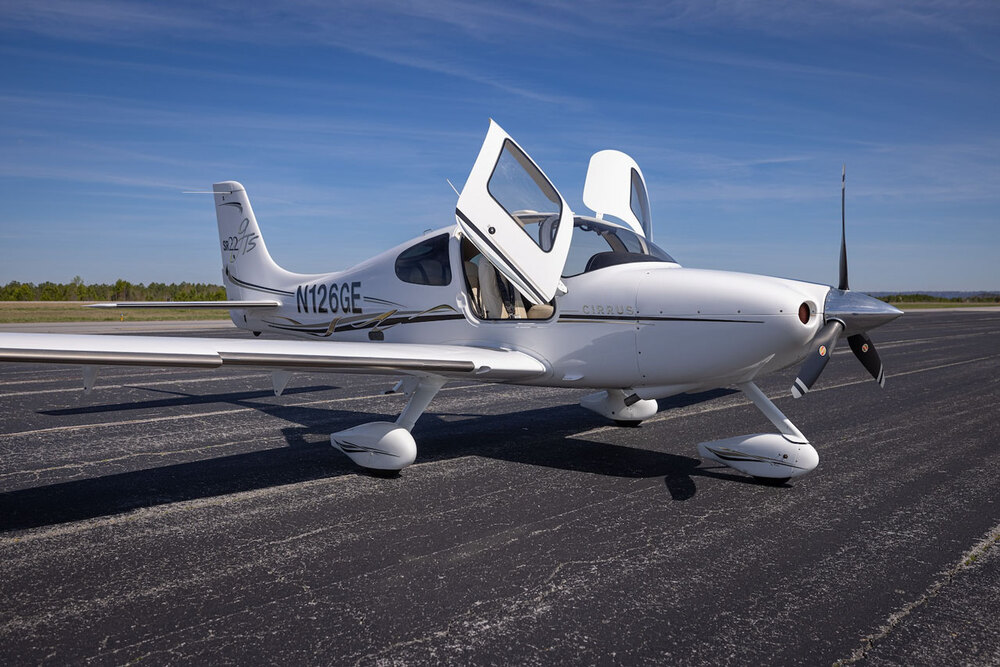 N126GE-8.jpg