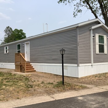Thumbnail of mobile home