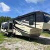 RV for Sale: 2011 CARDINAL 3625 RT
