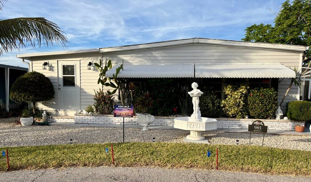 Photo of Mobile Home