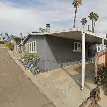 Thumbnail of mobile home