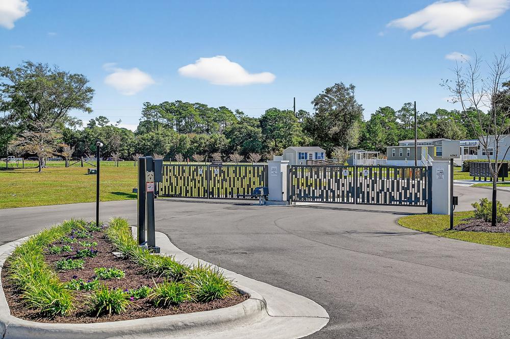 47 1204 Cedar Point Blvd Cedar Point NC 28584 USA Exterior 060 HDR 1204 CEDARPOINTBLVD IMAGE80