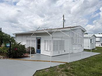 Thumbnail of mobile home