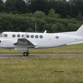 7050/beechcraft-king-air-350-1993-flightmarket-id-7050-52340.webp