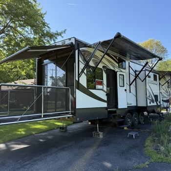 Photo of Rv