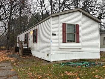 Thumbnail of mobile home