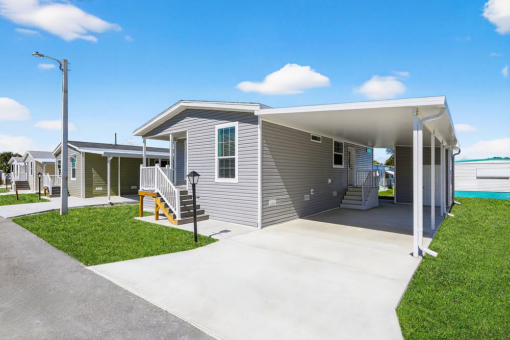 EDIT 40 3318 Orange Street Hollywood FL USA Exterior 984A9737