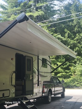Thumbnail of RV