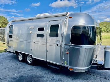 Thumbnail of RV