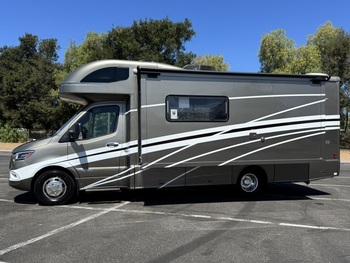 Thumbnail of RV