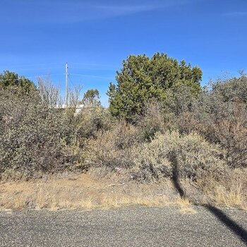 Thumbnail of mobile home lot
