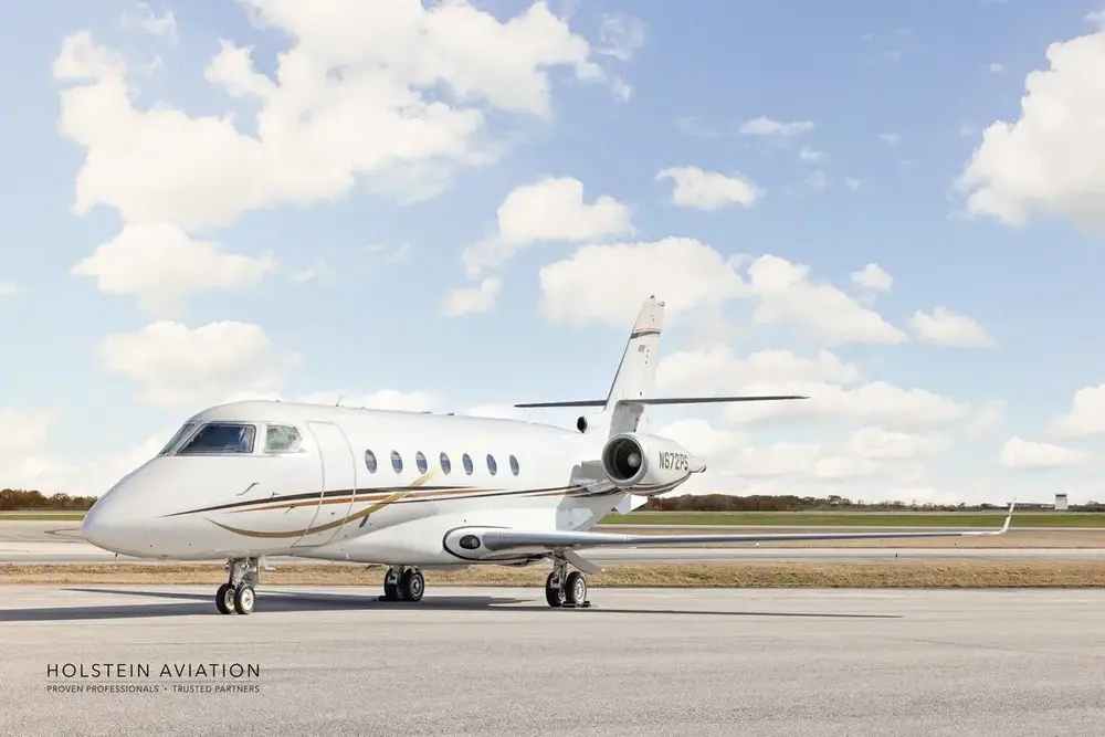 7600/gulfstream-g200-2000-flightmarket-id-7600-24595.webp