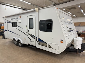 Thumbnail of RV