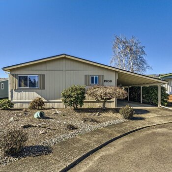 Thumbnail of mobile home