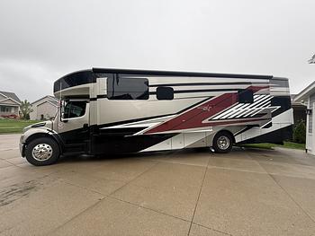 Thumbnail of RV