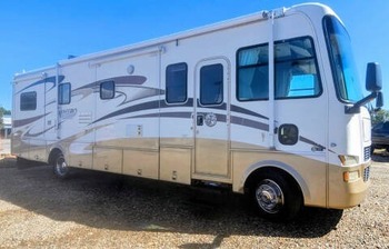 Thumbnail of RV