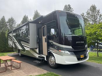 Thumbnail of RV