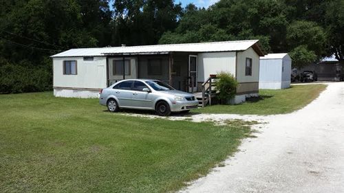 Country Acres MHP Unit #9