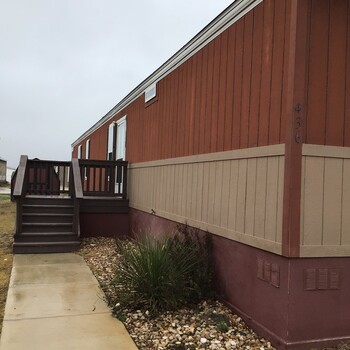 Thumbnail of mobile home