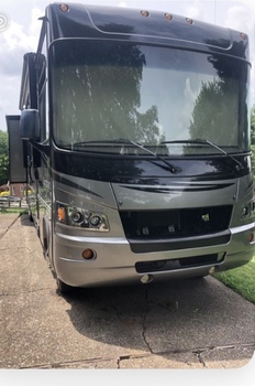 Thumbnail of RV