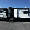 RV for Sale: 2019 SUNSET TRAIL GRAND RESERVE SS33SI