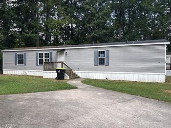 Thumbnail of mobile home