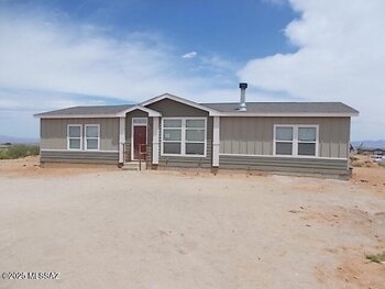 Thumbnail of mobile home