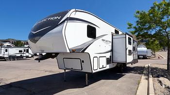 Thumbnail of RV