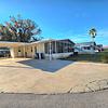 Mobile Home for Sale: 2 Bed/2 Bath, No Carpet, Move In Ready, Partially Furnished, Mulberry, FL