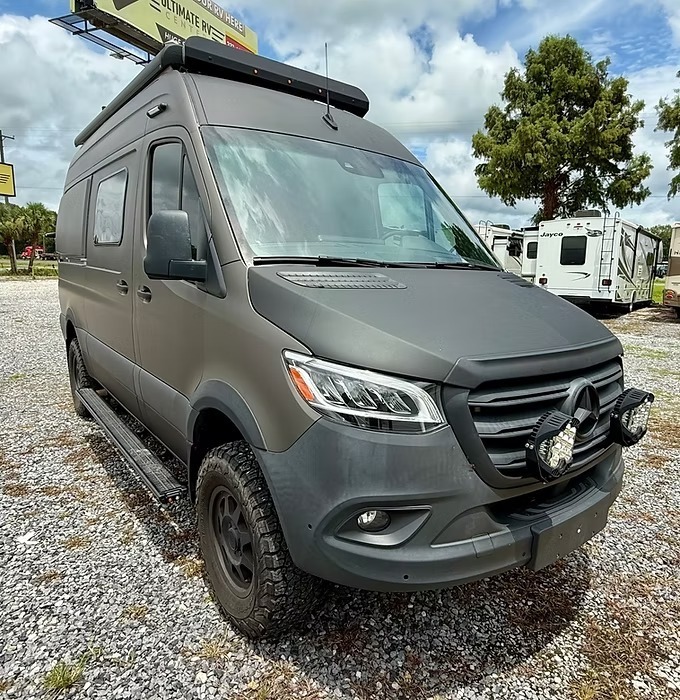 Photo of Rv
