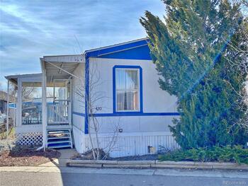 Thumbnail of mobile home